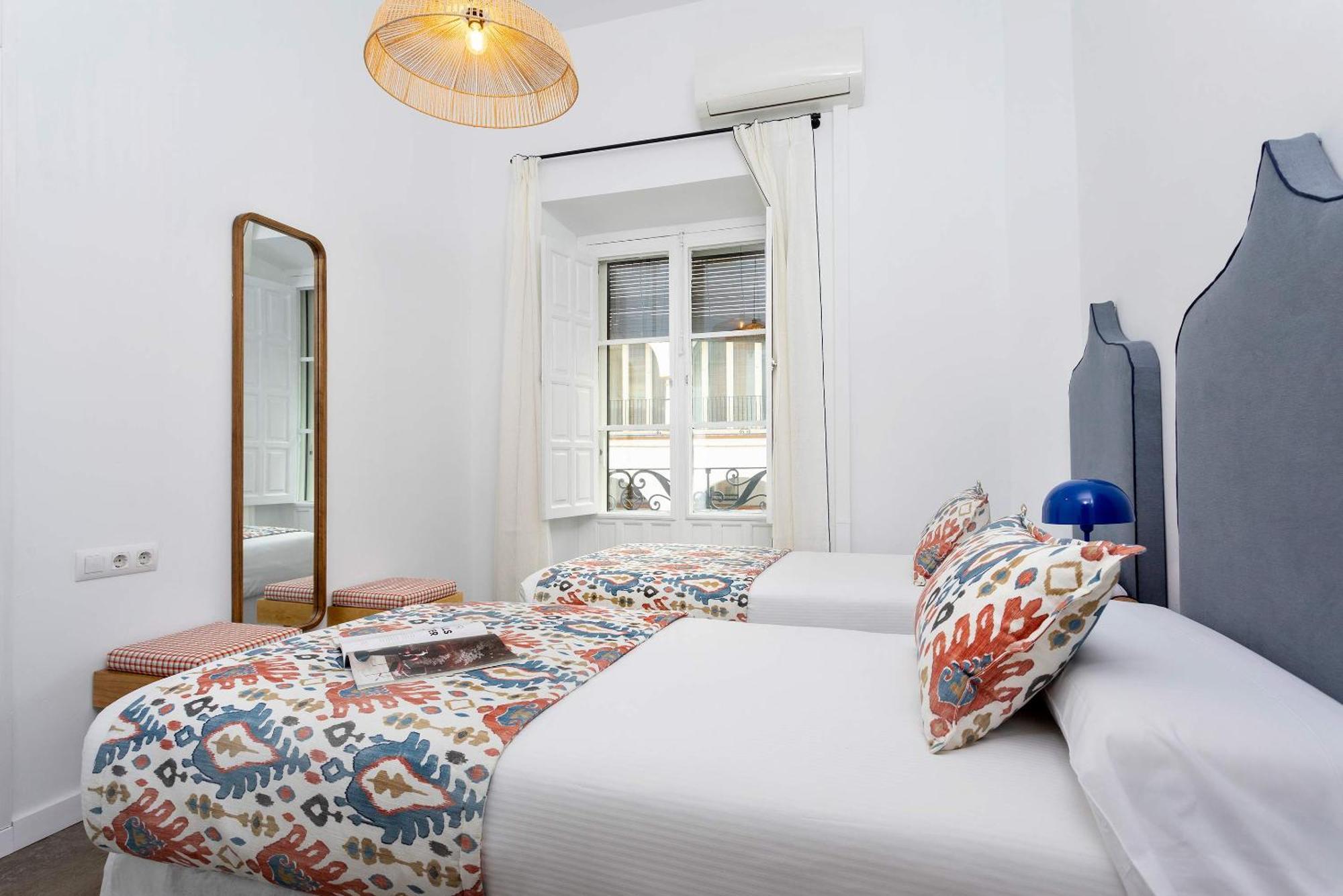 Genteel Almansa Ii Appartement